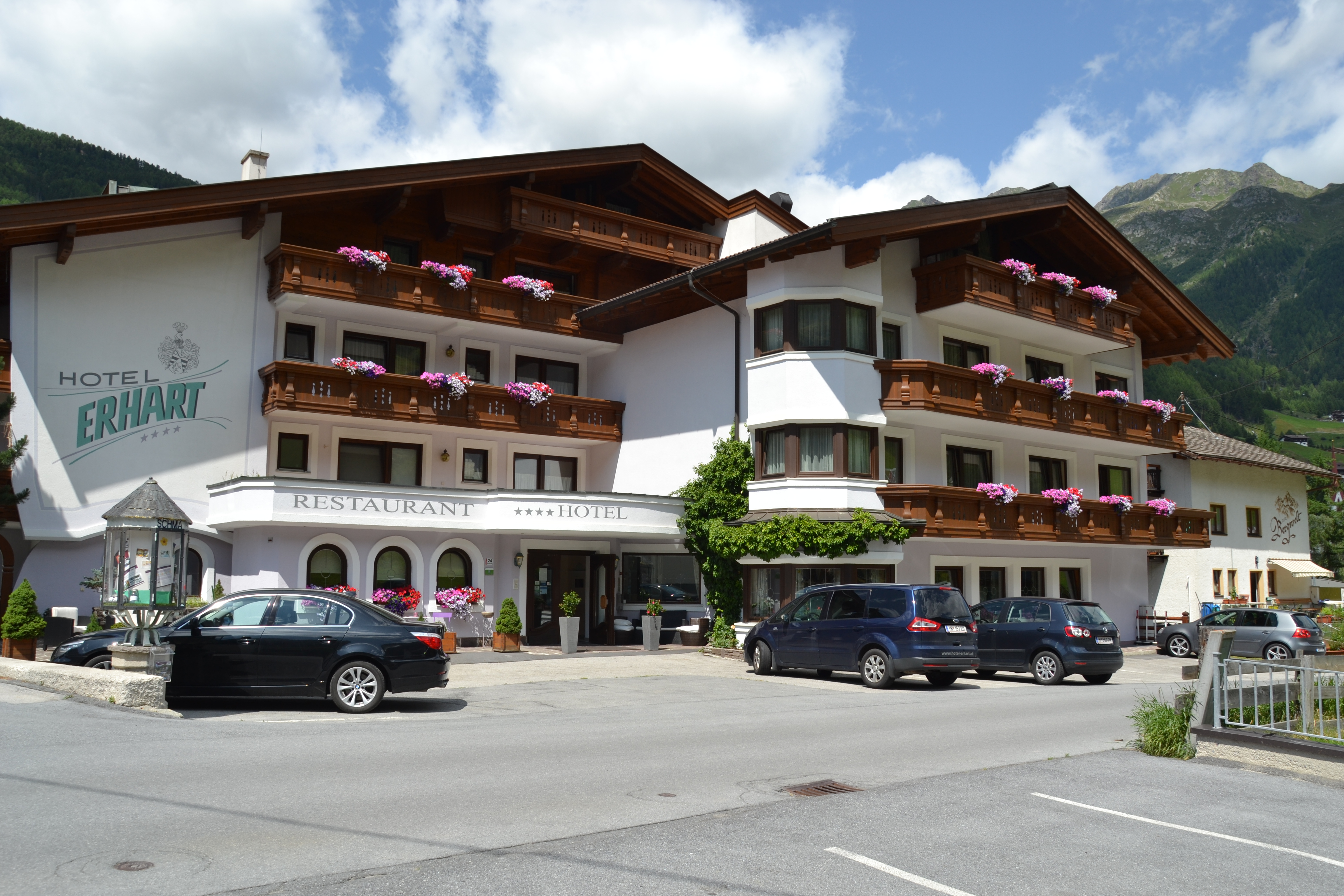 Vorderseite Hotel
