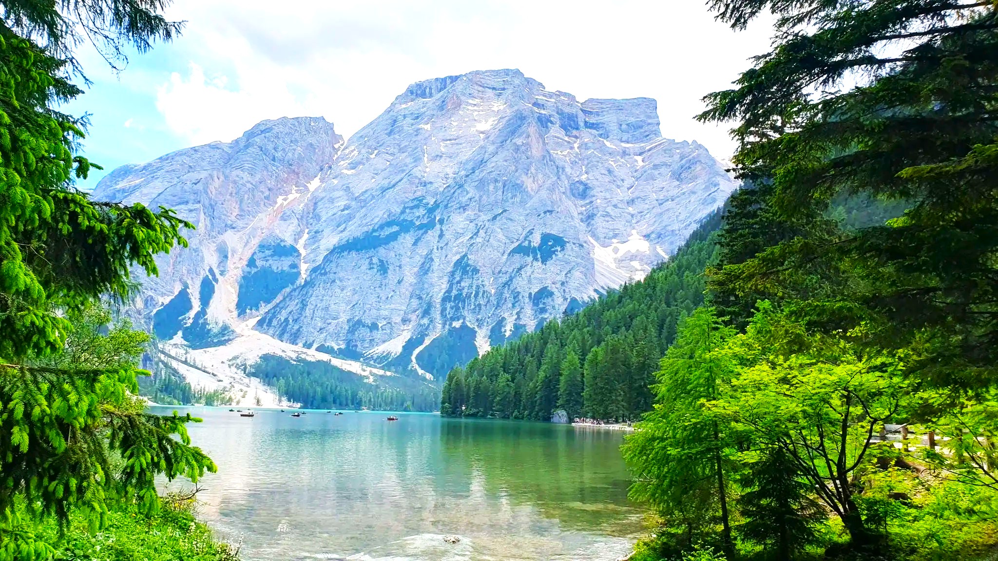 Pragser Wildsee in den Dolomiten