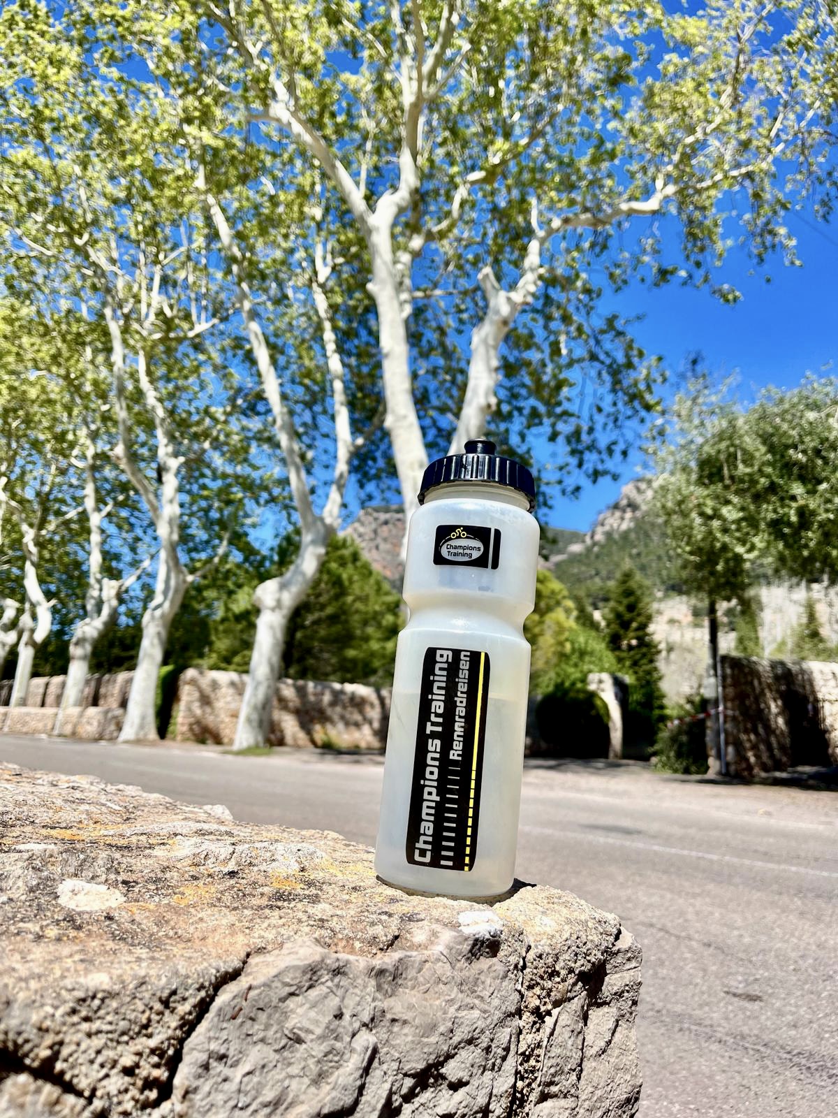 Champions Training Trinkflasche unterwegs